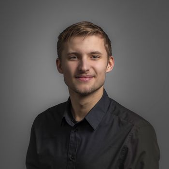 Julian Pimat Porträt